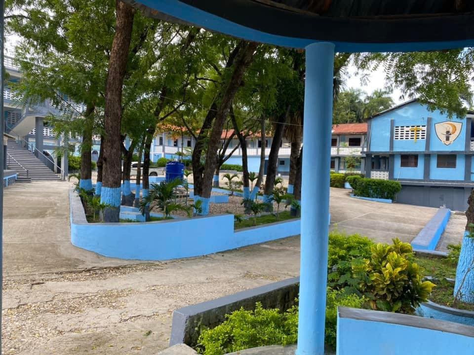 Kiosque de la cour